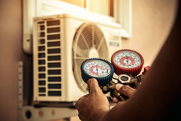 Professional Hvac technician working in Rockland, MA